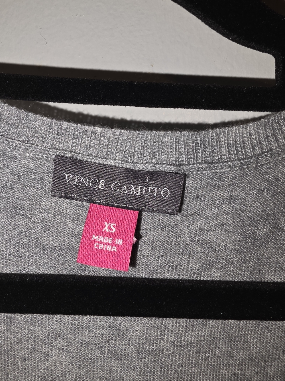 Women's Vince Camuto Light Gray Crewneck Sweater Size XS